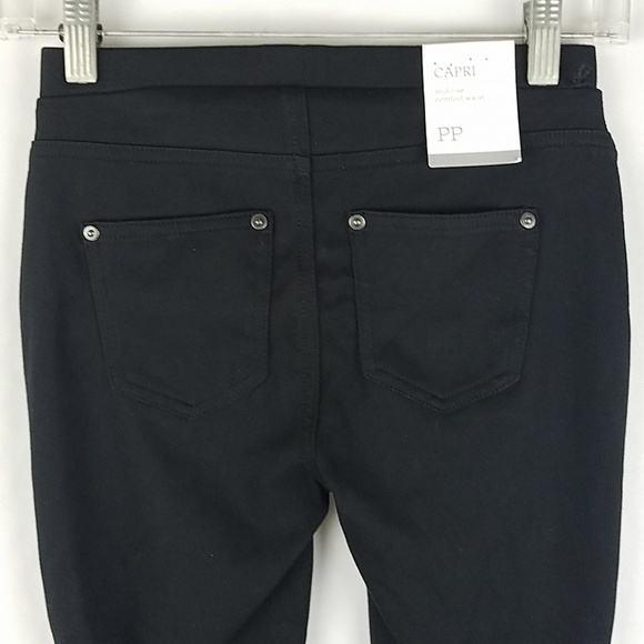 Style &Co Petite women PP pull on capri legging - Picture 4 of 5